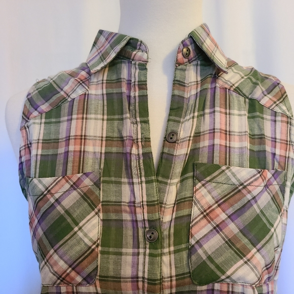 Steezyer plaid button down short sleeved top New - Picture 4 of 8